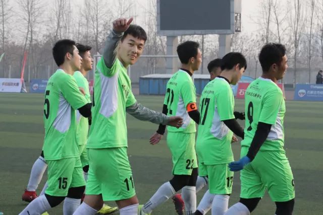 王晗:很多战术为麦克勒莫准备 希望他尽快注册