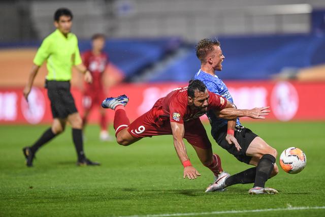 范戴克职业生涯8次与哈兰德交手 5胜3平未尝败绩